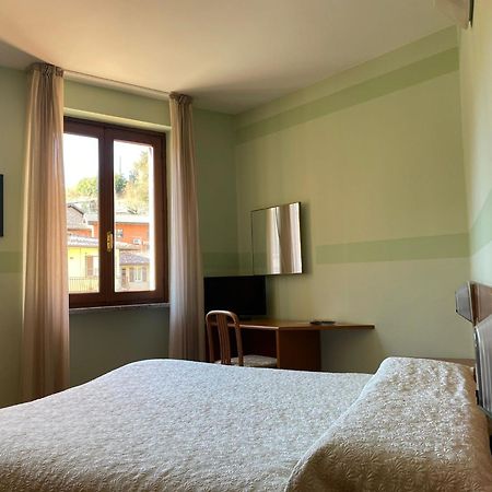 Hotel Ristorante Centrale Vestone 外观 照片