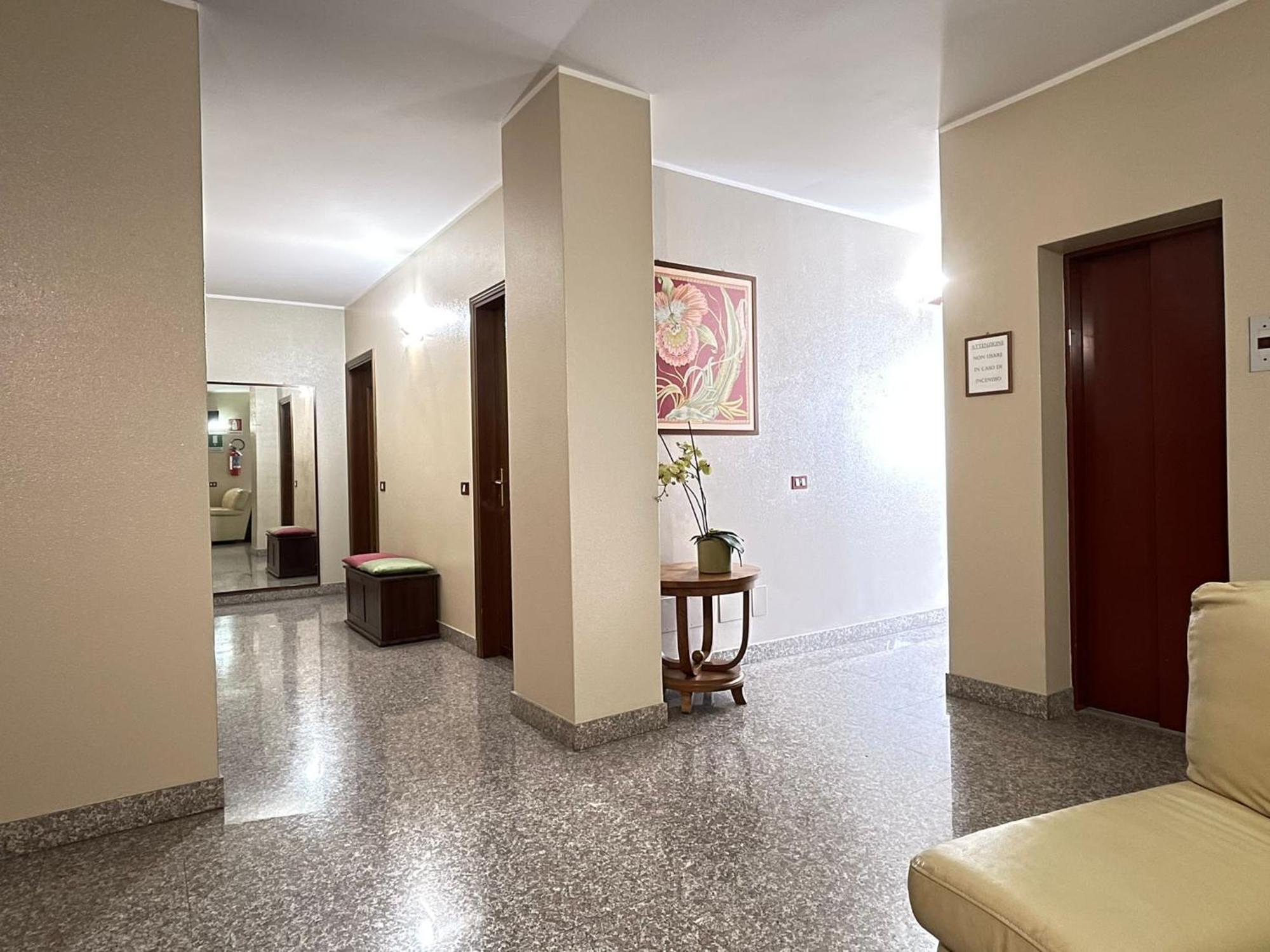 Hotel Ristorante Centrale Vestone 外观 照片